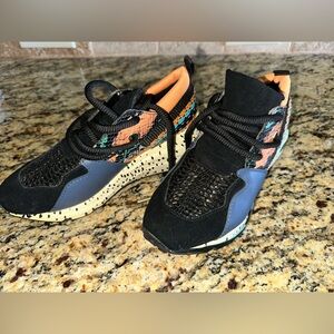 Steve Madden sneakers